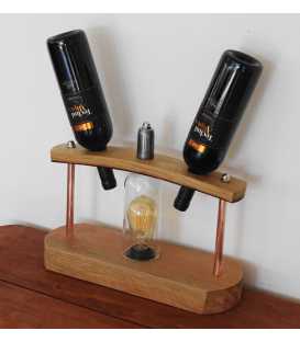 Dekorative Tischleuchte aus Holz und Metall mit Weinflaschenhalter für zwei Flaschen 308