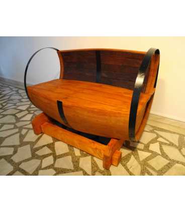 Καναπές από ξύλινο βαρέλι κρασιού