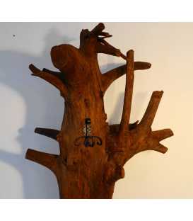 Garderobenständer aus Baumstamm mit Metallhaken 060
